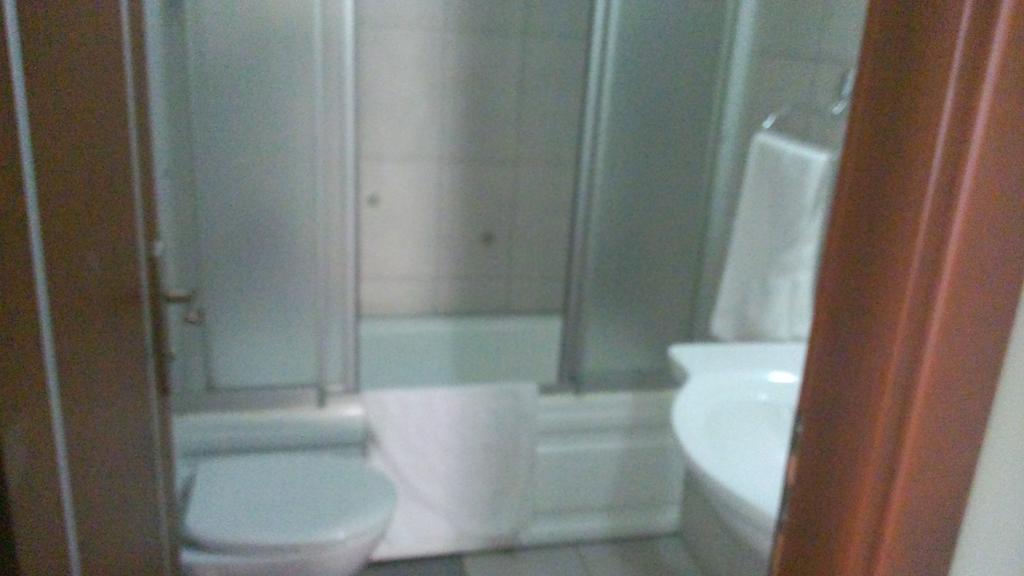 Halley Hotel Деницли Номер фото
